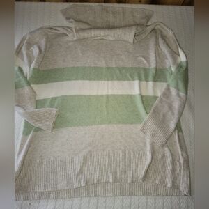 Rachel Zoe Large Scoop Neck Sweater Large